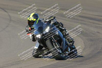 media/Dec-18-2022-SoCal Trackdays (Sun) [[8099a50955]]/Turns 9 and 10 Set 1 (1045am)/